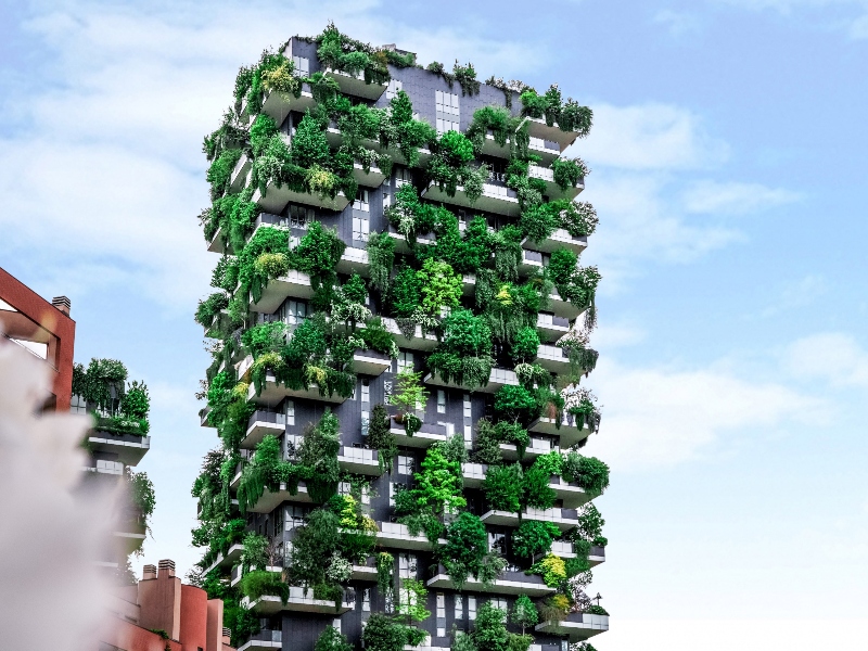 Adaptación: Edificio con jardines verticales.